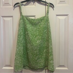 Torrid Chiffon Pintuck Square Neck Floral Green Cami Women's size 2